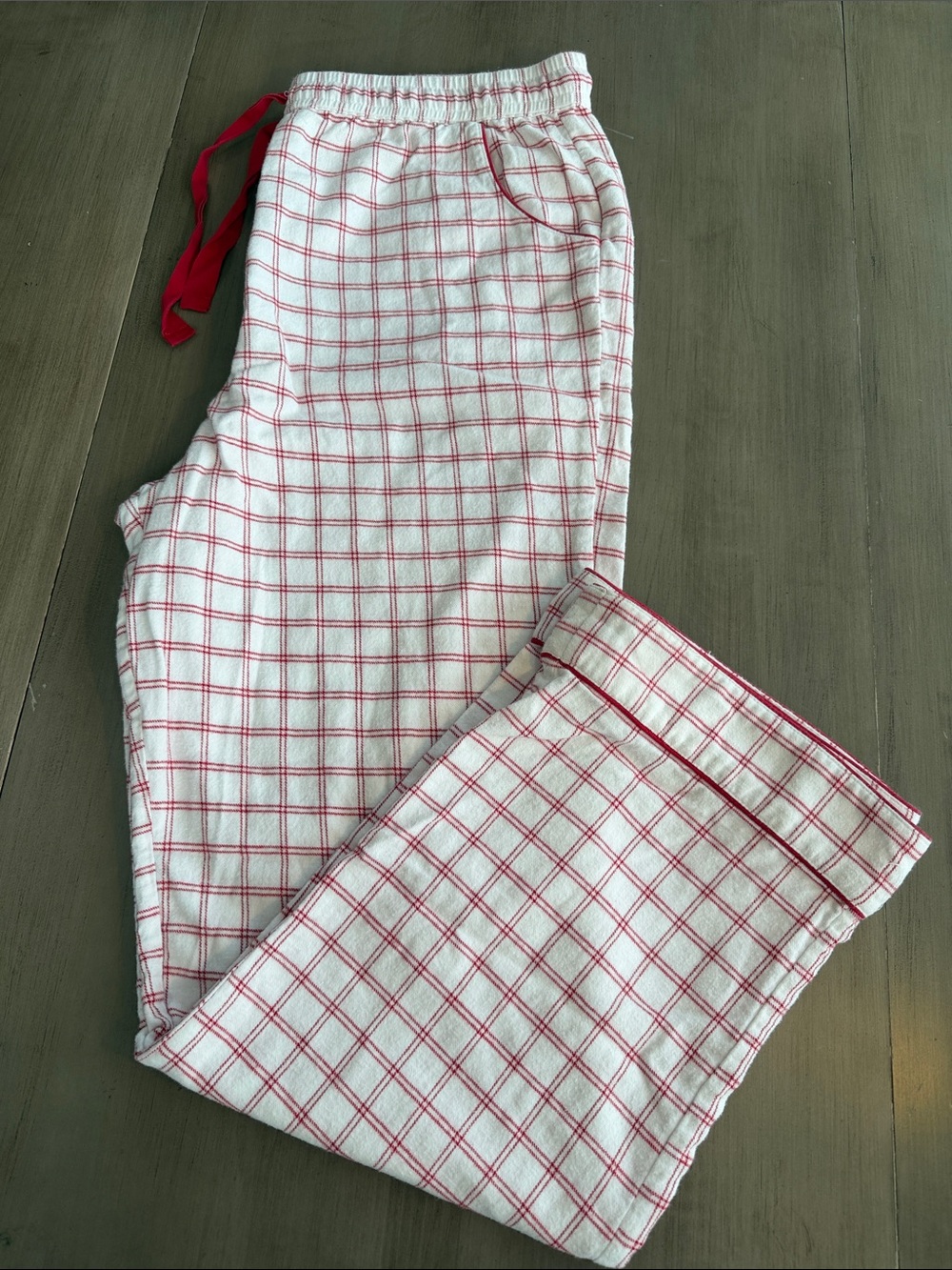 LAKE Men's Red & White Plaid Lounge Pants